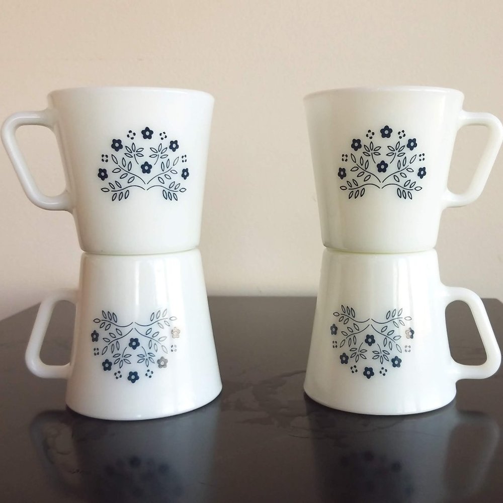 Pyrex Blueberry Summer Impressions Mugs, Set of 4